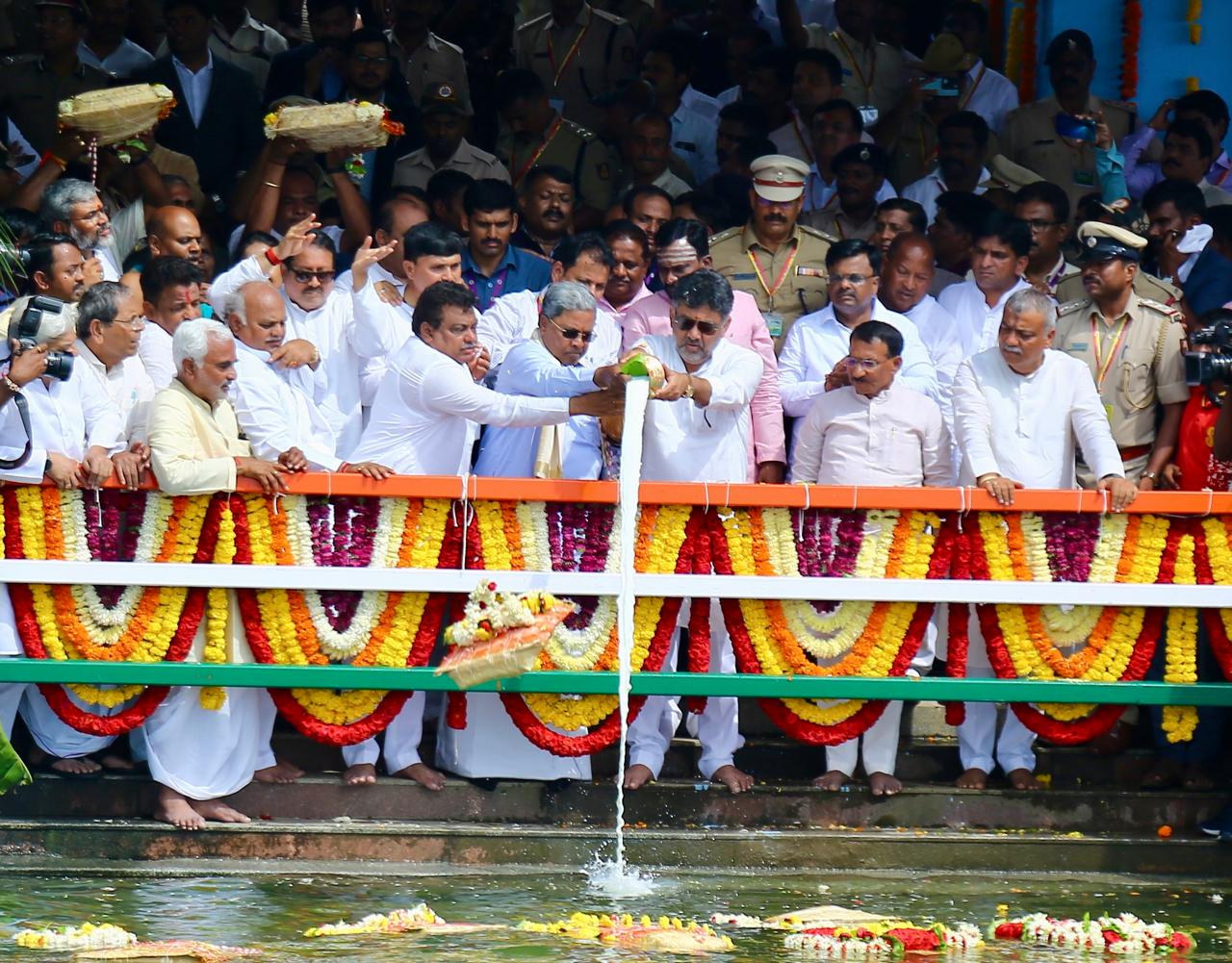 ಆಲಮಟ್ಟಿ ಜಲಾಶಯದ ಎತ್ತರ ಹೆಚ್ಚಿಸುವ ಕುರಿತು ಕೇಂದ್ರ ಸರ್ಕಾರಕ್ಕೆ ಒತ್ತಾಯ: ಮುಖ್ಯಮಂತ್ರಿ ಸಿದ್ದರಾಮಯ್ಯ